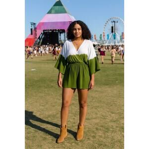 NEW Umgee Tie Dye Kimono Sleeve Romper Womens Size Large Pockets Green Cream